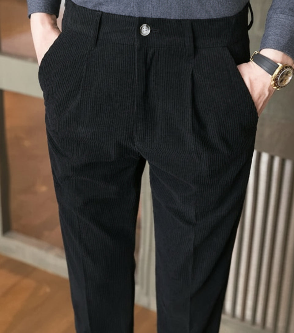 Elegant Corduroy Trousers for Autumn/Winter 2023
